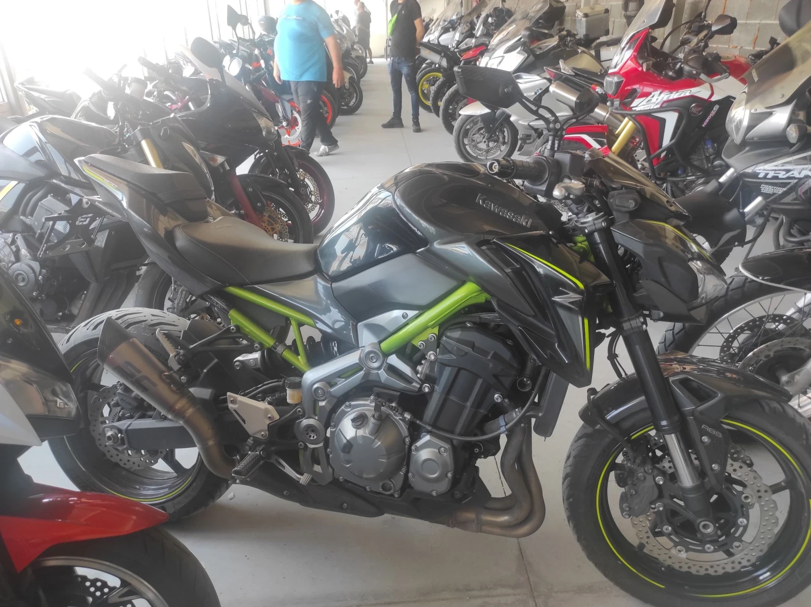 Kawasaki 900 Нейкед, снимка 4 - Мотоциклети и мототехника - 56246338
