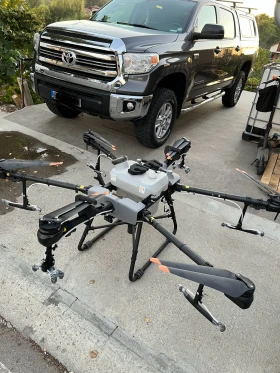      DJI T-30 agras