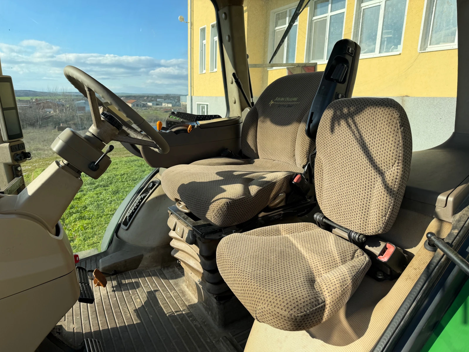 ������� John Deere 8285R POWER SHIFT ��������� ������ | Mobile.bg � ����������� 10