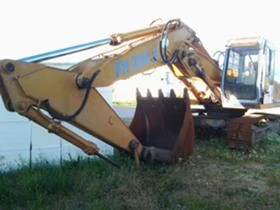 Багер FIAT Hitachi FH200, снимка 2