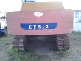 Багер FIAT Hitachi FH200, снимка 4