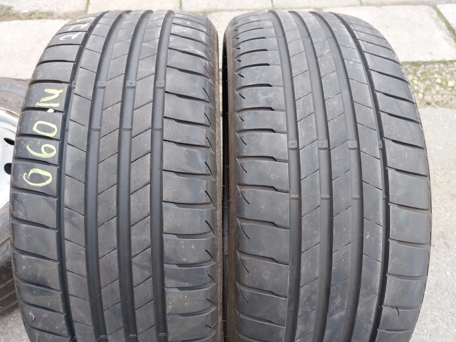 ���� 225/40R19 | Mobile.bg � ����������� 3
