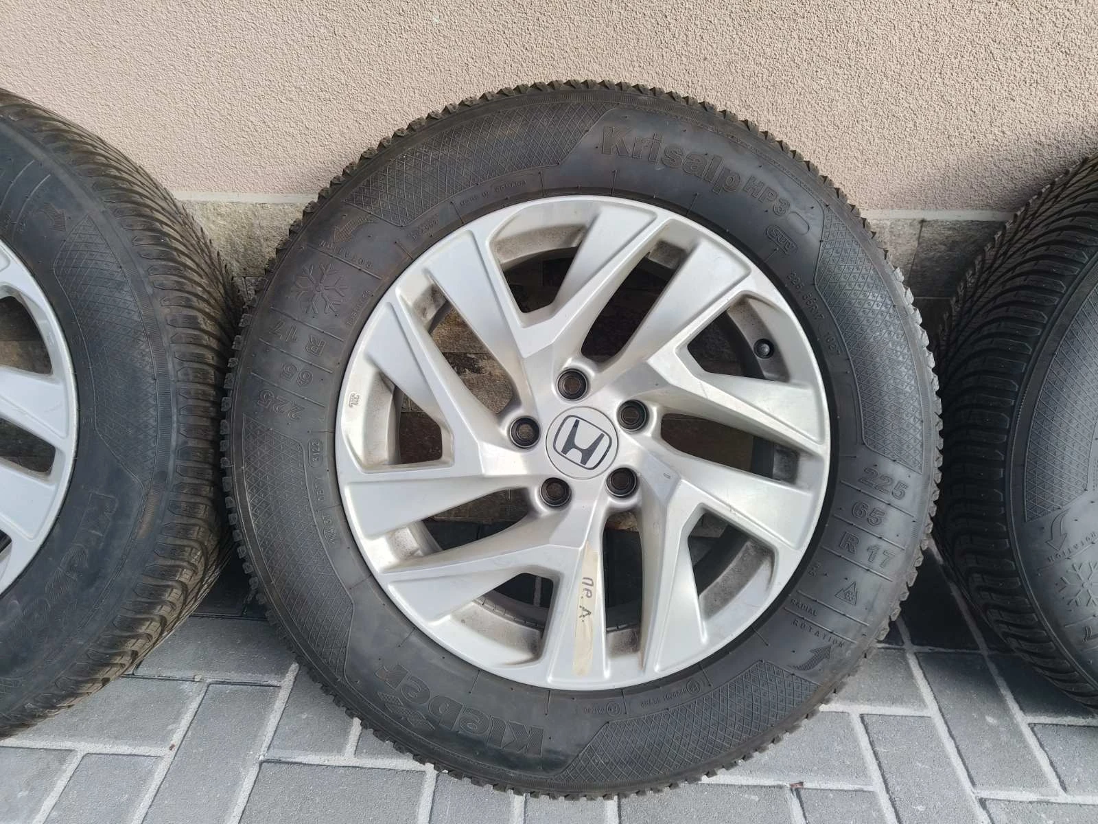 Гуми с джанти Kleber 225/65R17, снимка 6 - Гуми и джанти - 53712925