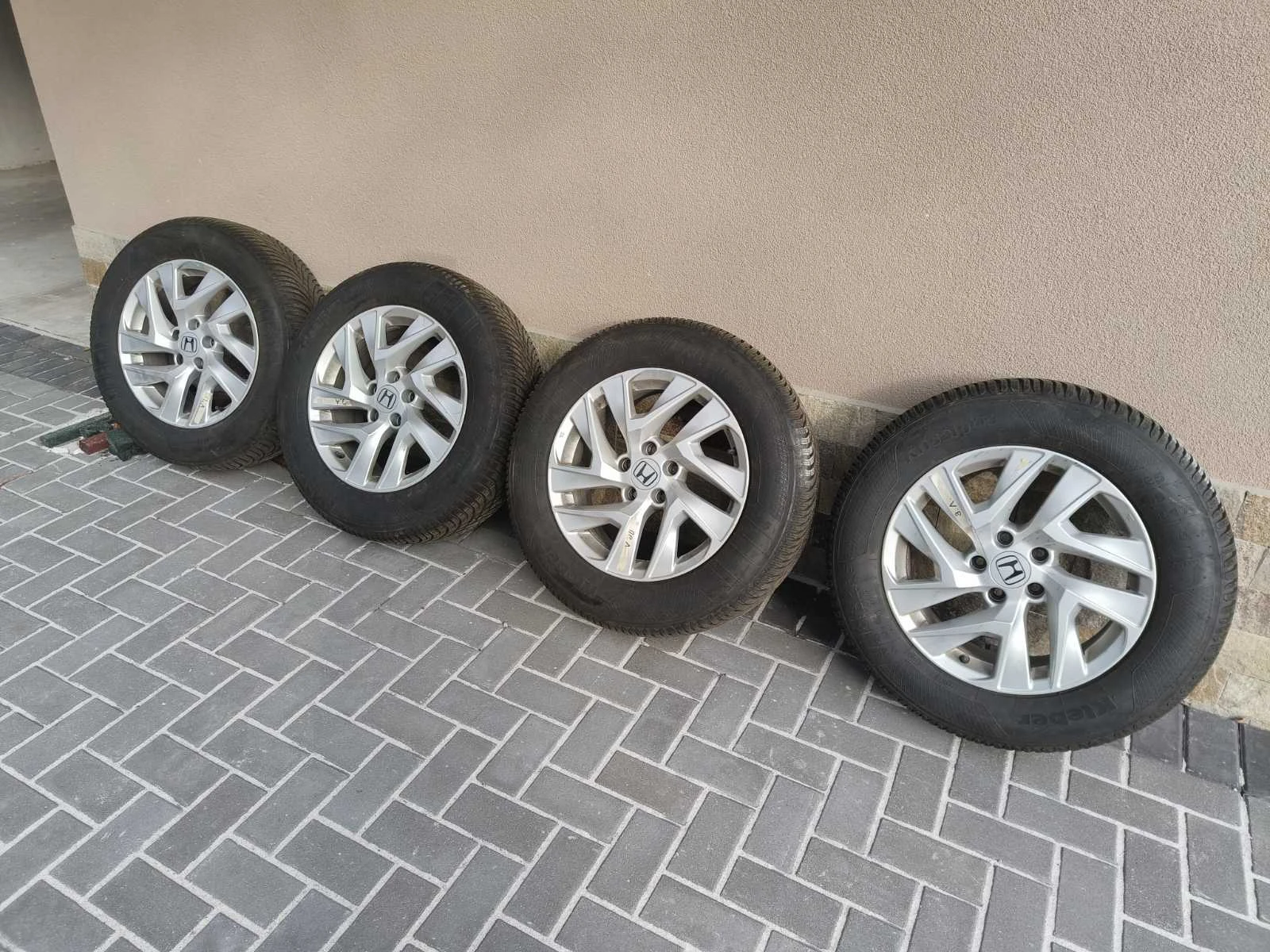 Гуми с джанти Kleber 225/65R17