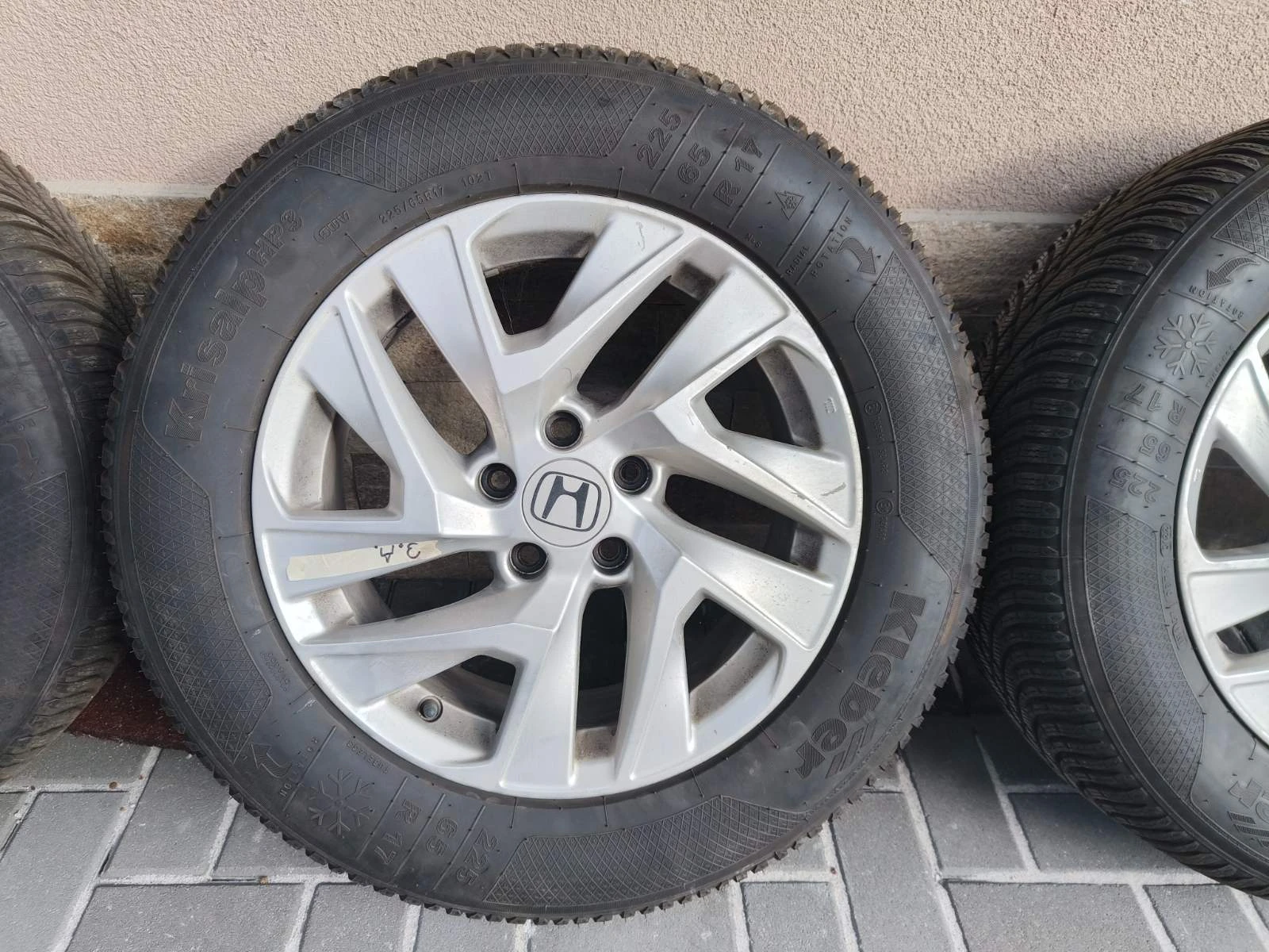 Гуми с джанти Kleber 225/65R17, снимка 5 - Гуми и джанти - 53712925