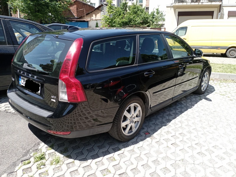 Volvo V50 Volvo V50 1. 6hdi 109кс Дизел 12. 2009г Фейс лифт, снимка 2 - Автомобили и джипове - 46880408