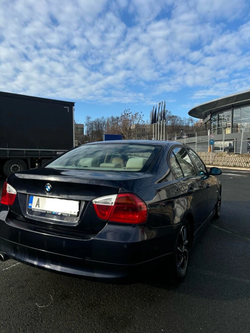 BMW 320, снимка 5 - Автомобили и джипове - 48726339