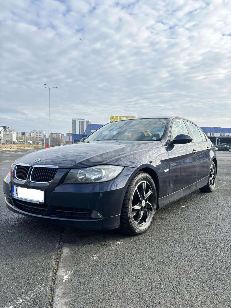 BMW 320, снимка 2 - Автомобили и джипове - 48726339