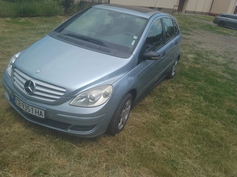 Mercedes-Benz B 180, снимка 3 - Автомобили и джипове - 52385740