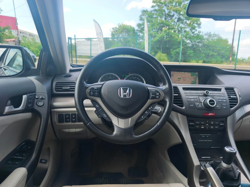Honda Accord 2.4i-ВСИЧКИ ЕКСТРИ-ДИСТРОНИК-НАВИ-КОЖА, снимка 16 - Автомобили и джипове - 52380597