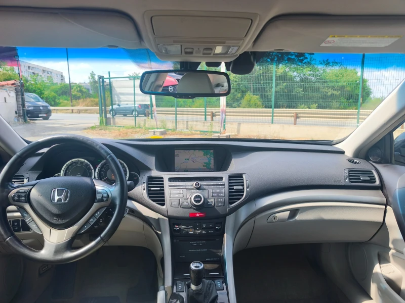Honda Accord 2.4i-ВСИЧКИ ЕКСТРИ-ДИСТРОНИК-НАВИ-КОЖА, снимка 15 - Автомобили и джипове - 52380597