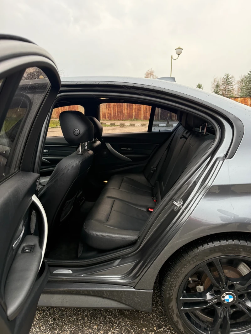 BMW 335 335 XDrive FULL MPacket, снимка 8 - Автомобили и джипове - 52474618