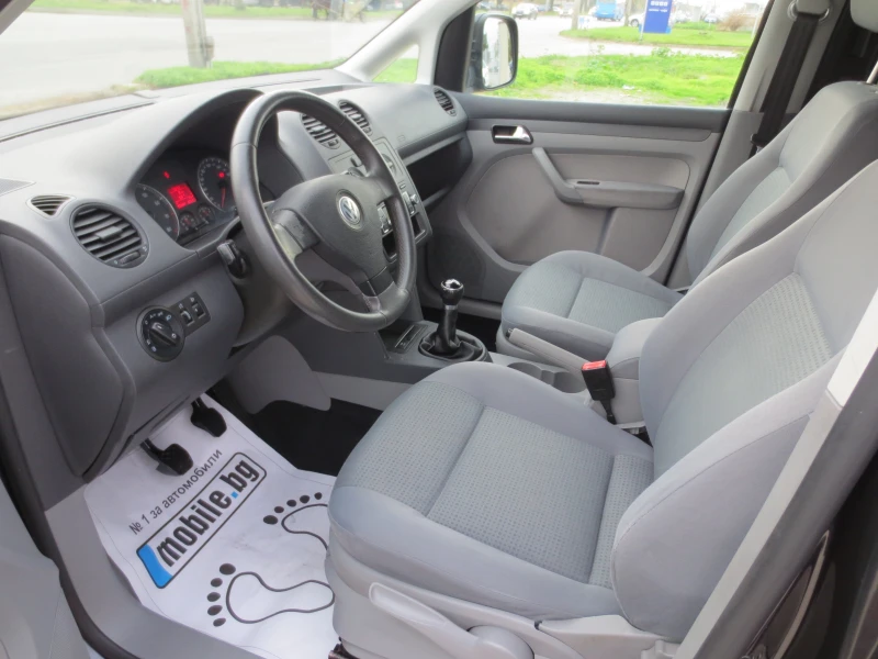 VW Caddy 2.0 i , снимка 9 - Автомобили и джипове - 52638973