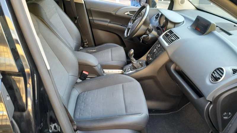 Opel Meriva 1.7 CDTI , снимка 10 - Автомобили и джипове - 53037895