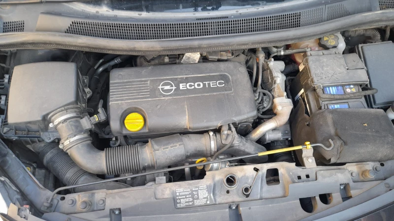 Opel Meriva 1.7 CDTI , снимка 12 - Автомобили и джипове - 53037895