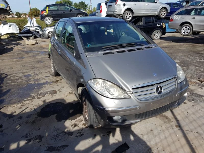 Mercedes-Benz A 160 2.0 cdi, снимка 1 - Автомобили и джипове - 45613938