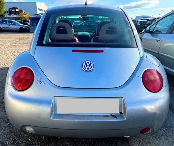 VW Beetle 1.6i AYD - изображение 3