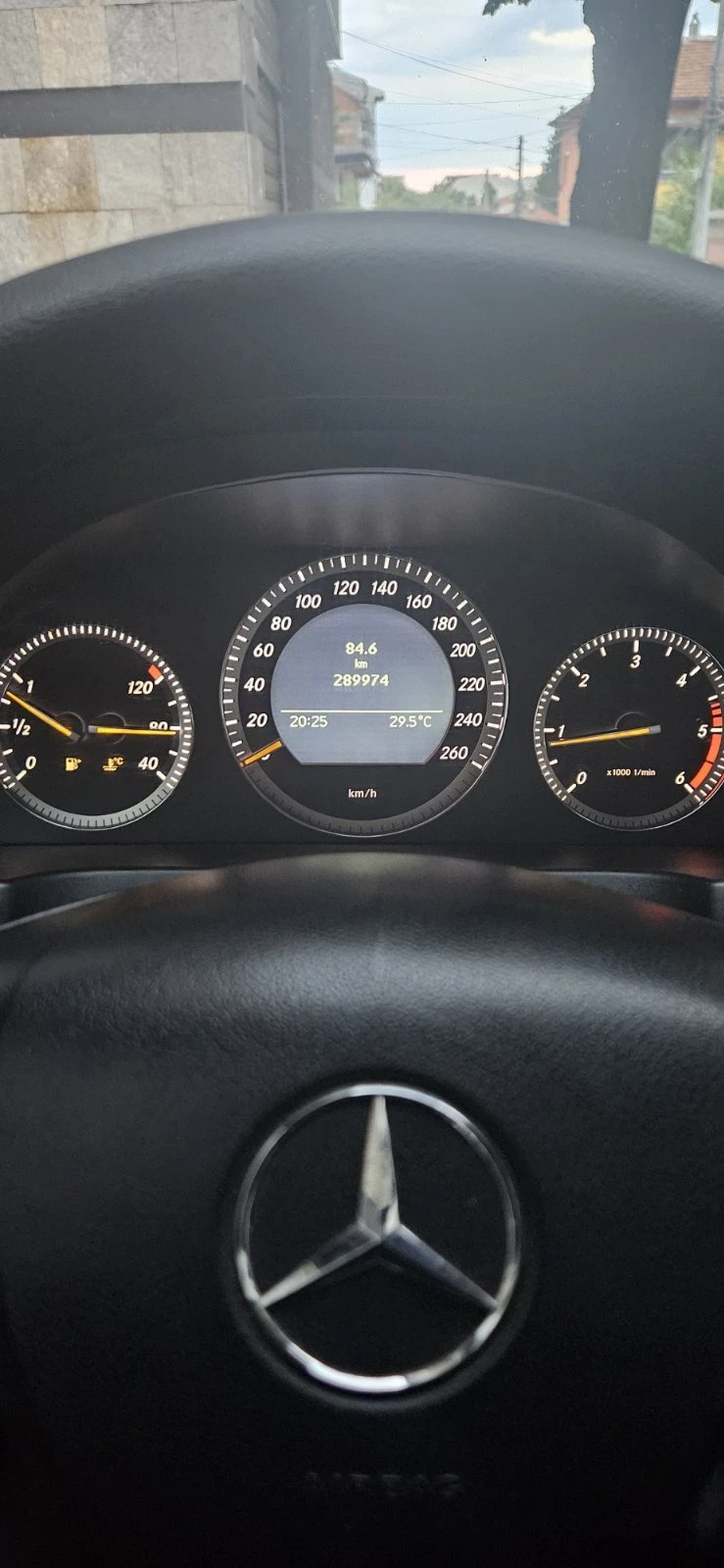Mercedes-Benz C 200, снимка 16 - Автомобили и джипове - 55212427