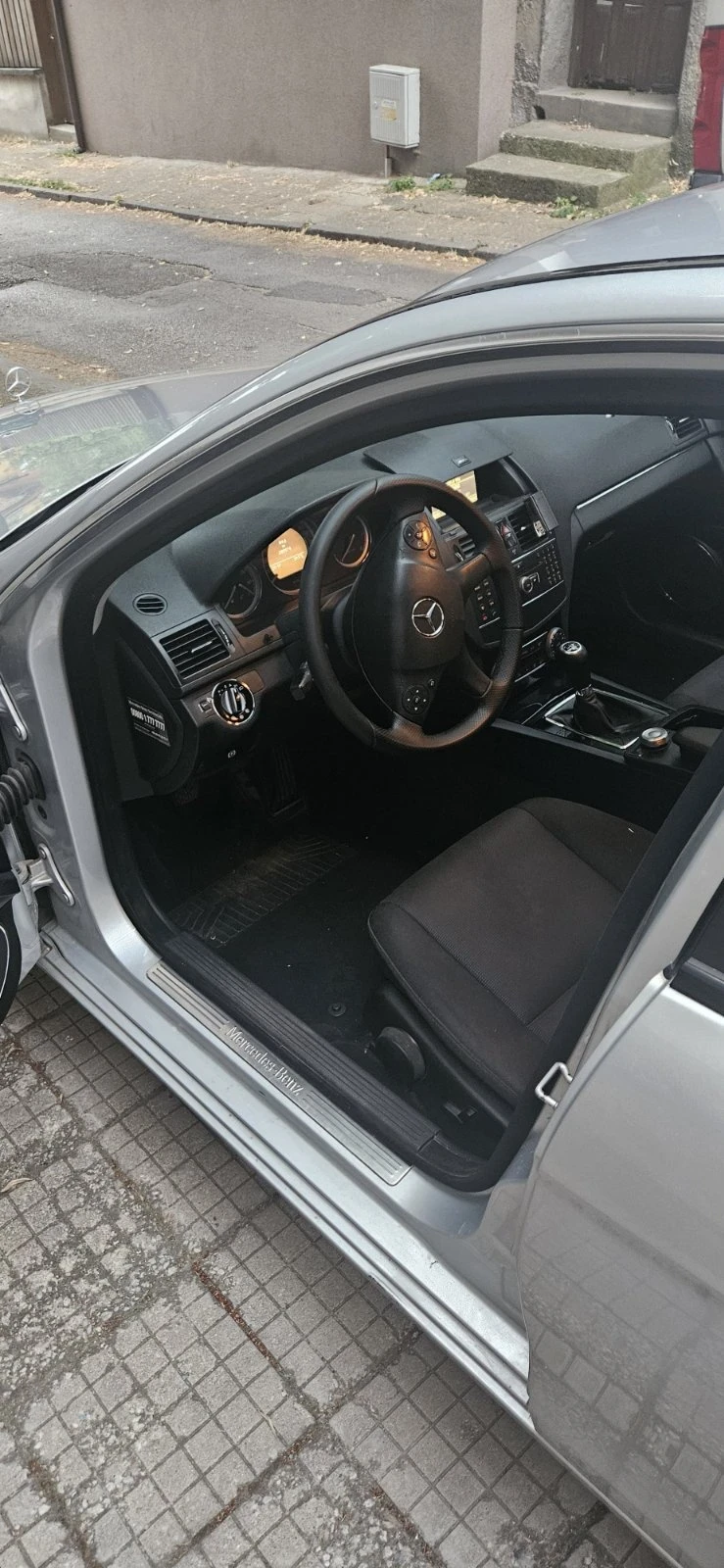 Mercedes-Benz C 200, снимка 8 - Автомобили и джипове - 55212427