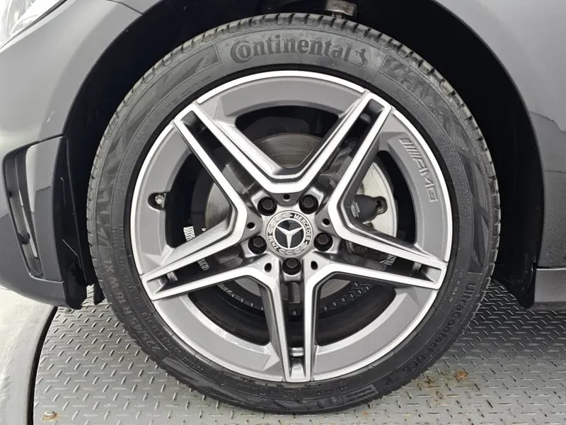 Mercedes-Benz C 200 AMG LINE, снимка 5 - Автомобили и джипове - 56353895