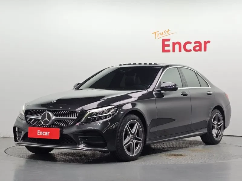 Mercedes-Benz C 200 AMG LINE
