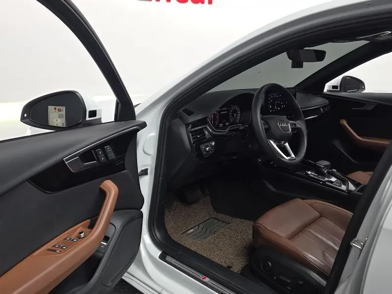 Audi A4 35 Tdi Premium, снимка 10 - Автомобили и джипове - 56515033