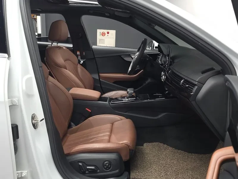 Audi A4 35 Tdi Premium, снимка 11 - Автомобили и джипове - 56515033