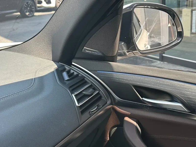BMW iX3 ���� 30% ����� | Mobile.bg � ����������� 10