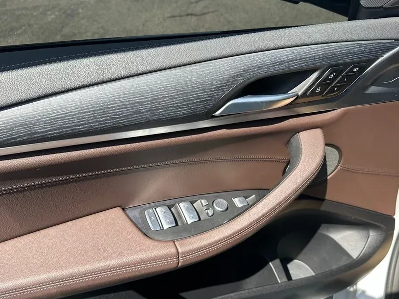 BMW iX3 ���� 30% ����� | Mobile.bg � ����������� 17