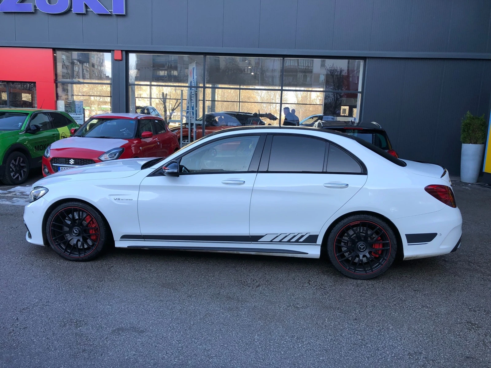 Mercedes-Benz C 63 AMG S EDITION 1 - изображение 2