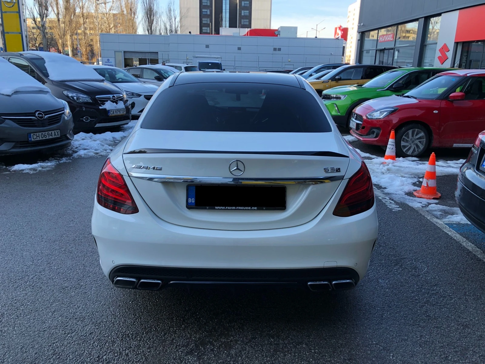 Mercedes-Benz C 63 AMG S EDITION 1 - изображение 5