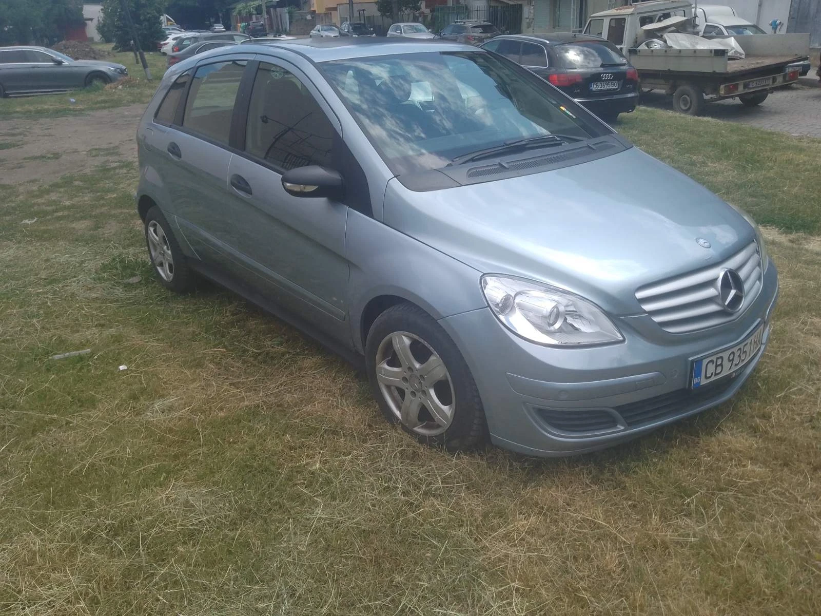 Mercedes-Benz B 180  - изображение 2