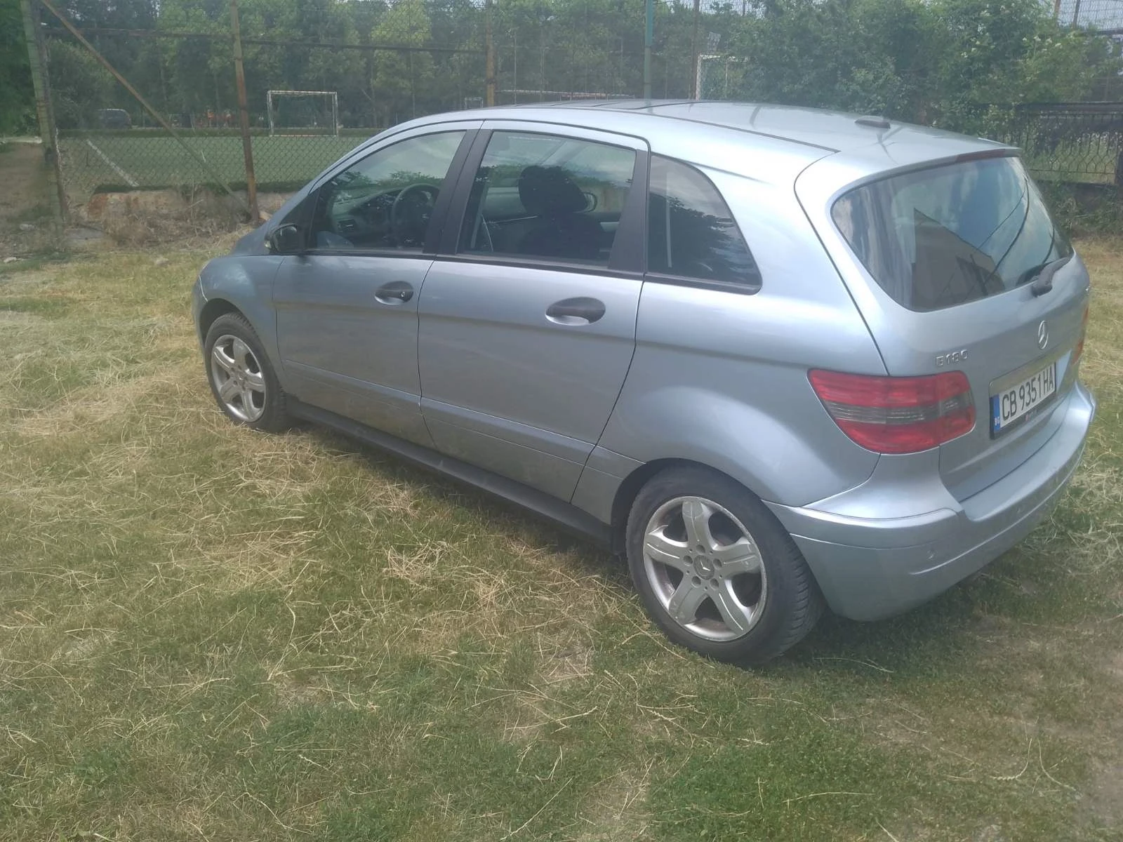 Mercedes-Benz B 180  - изображение 10