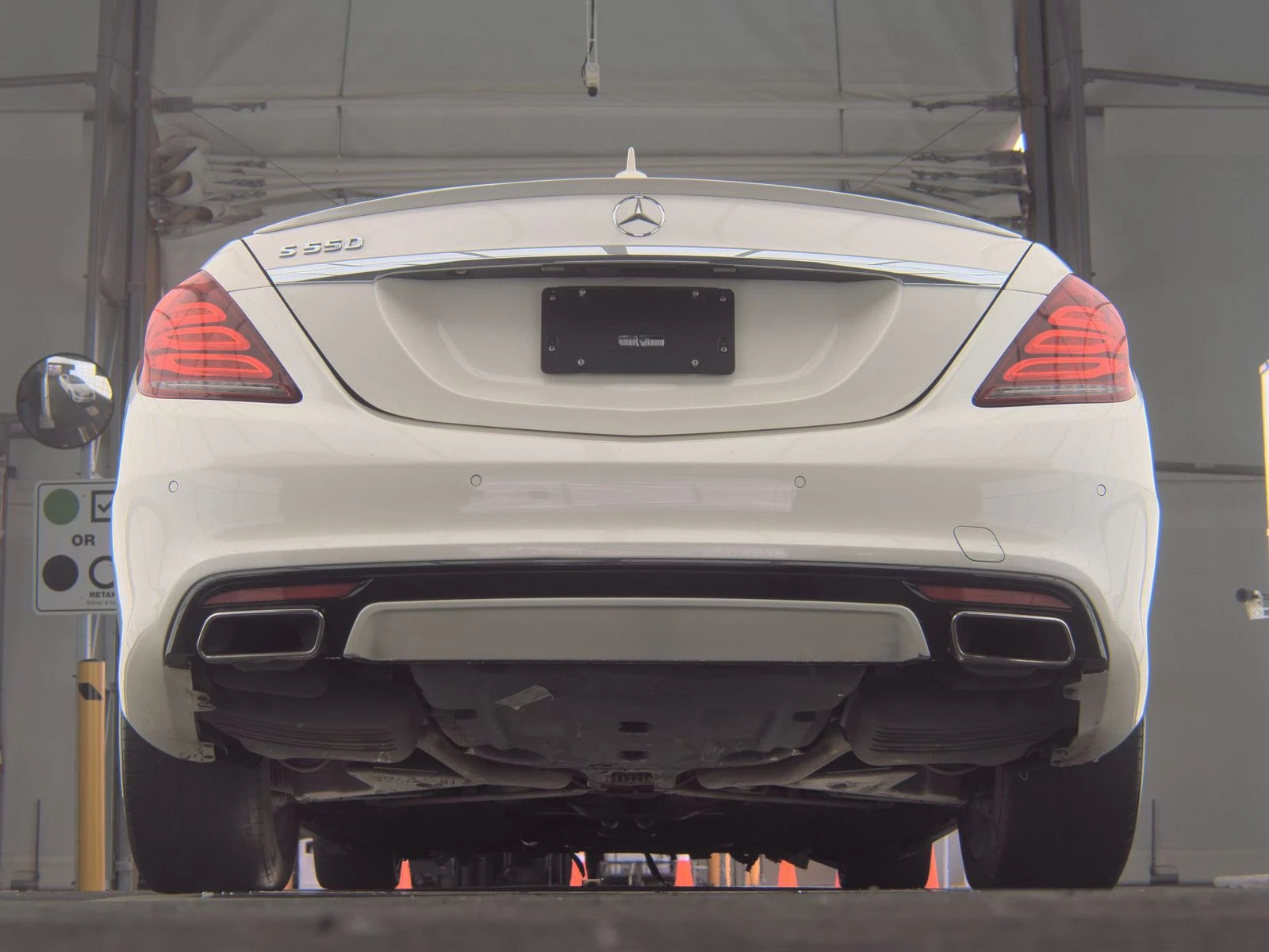 Mercedes-Benz S 550 AMG* DISTRO* BURMASTER* ОБДУХ* МАСАЖ* KEYLESS* 360 - изображение 7