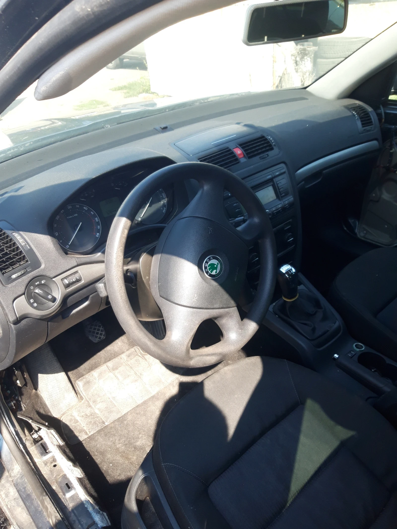 Skoda Octavia 1.9 TDI НА ЧАСТИ  - изображение 4
