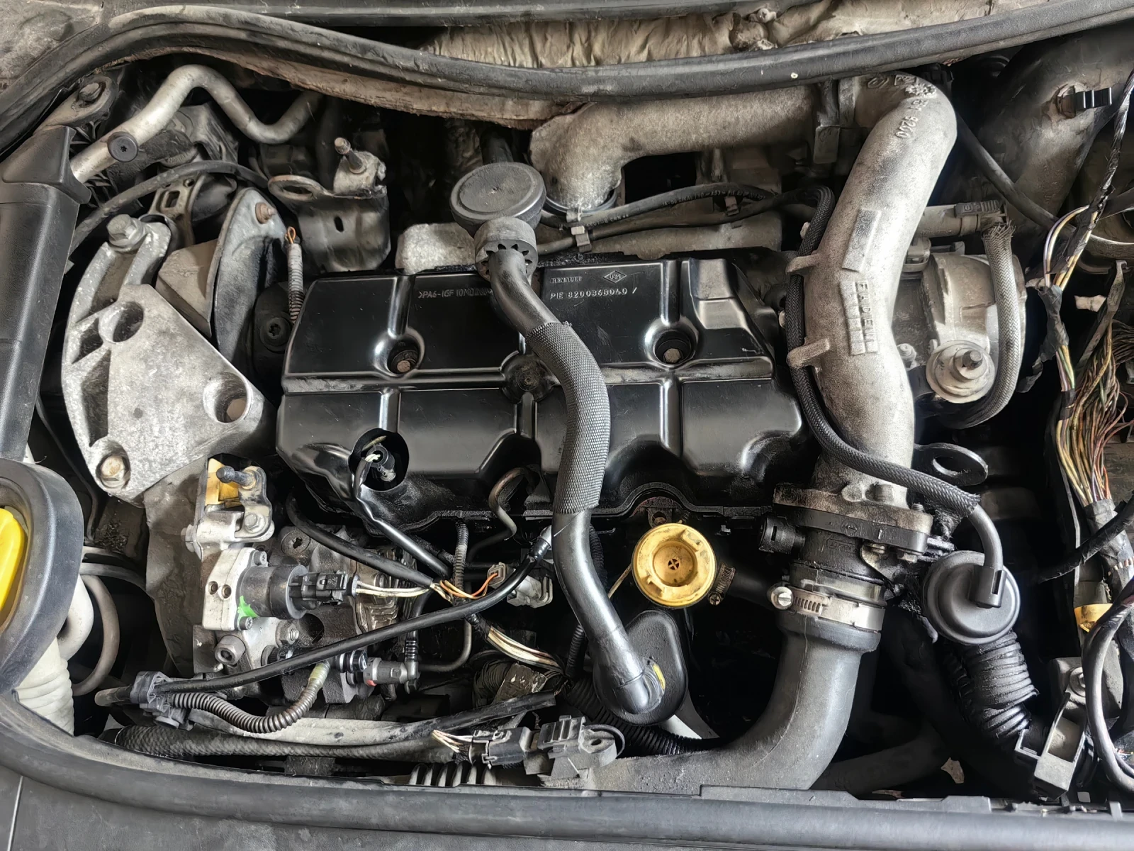 Renault Megane 1.9dci Karmann  - изображение 7