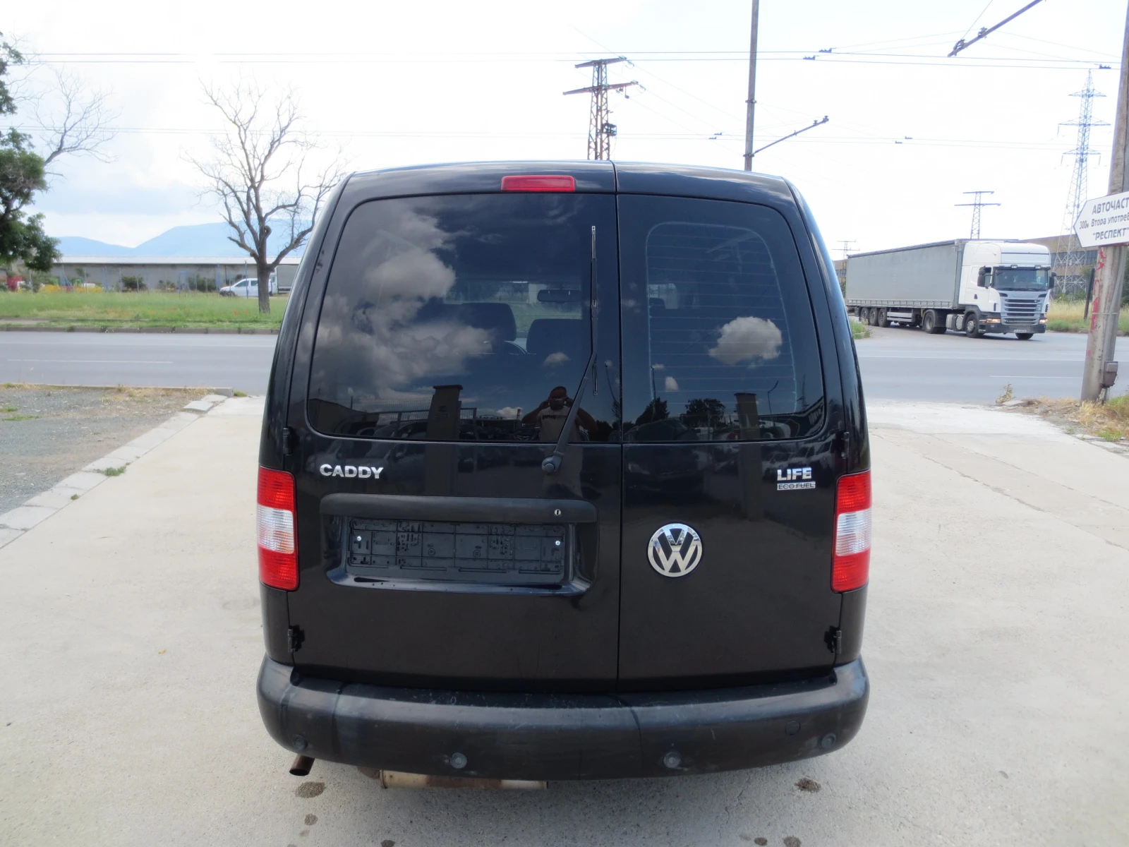 VW Caddy 2.0 i , снимка 6 - Автомобили и джипове - 52638973