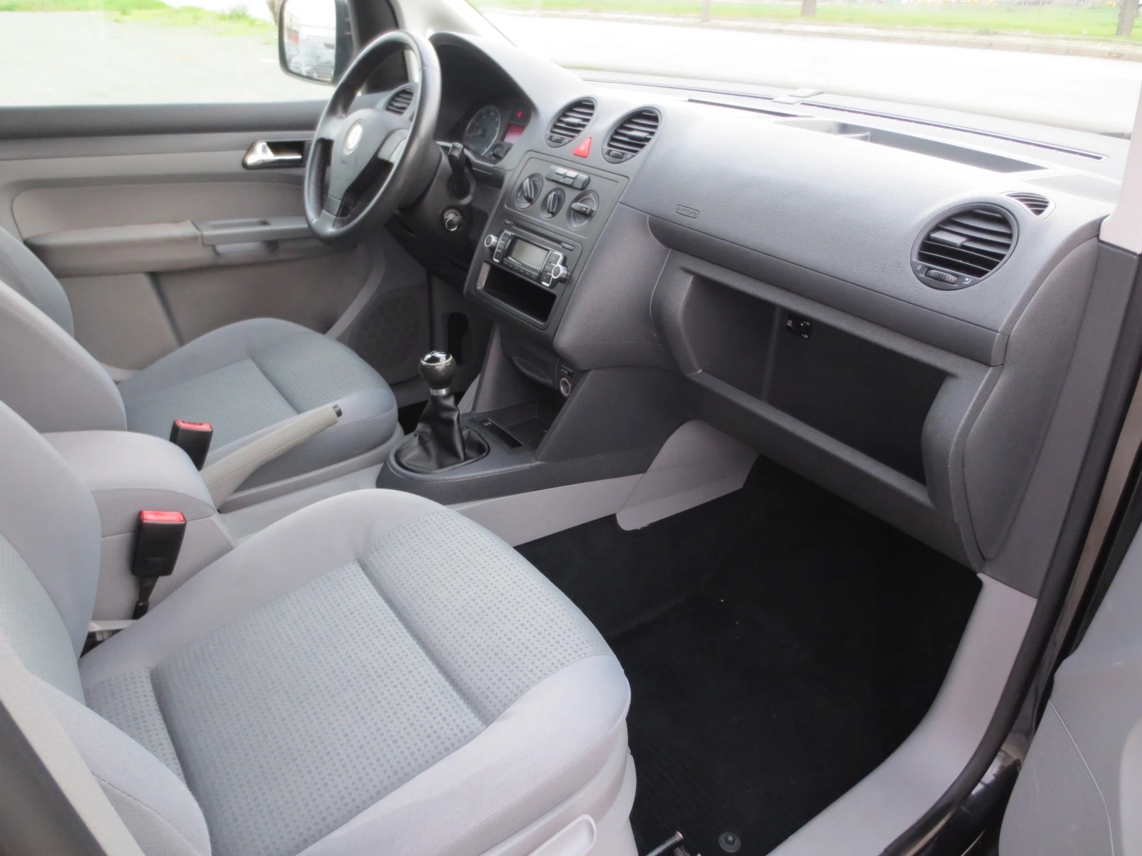 VW Caddy 2.0 i  | Mobile.bg   12