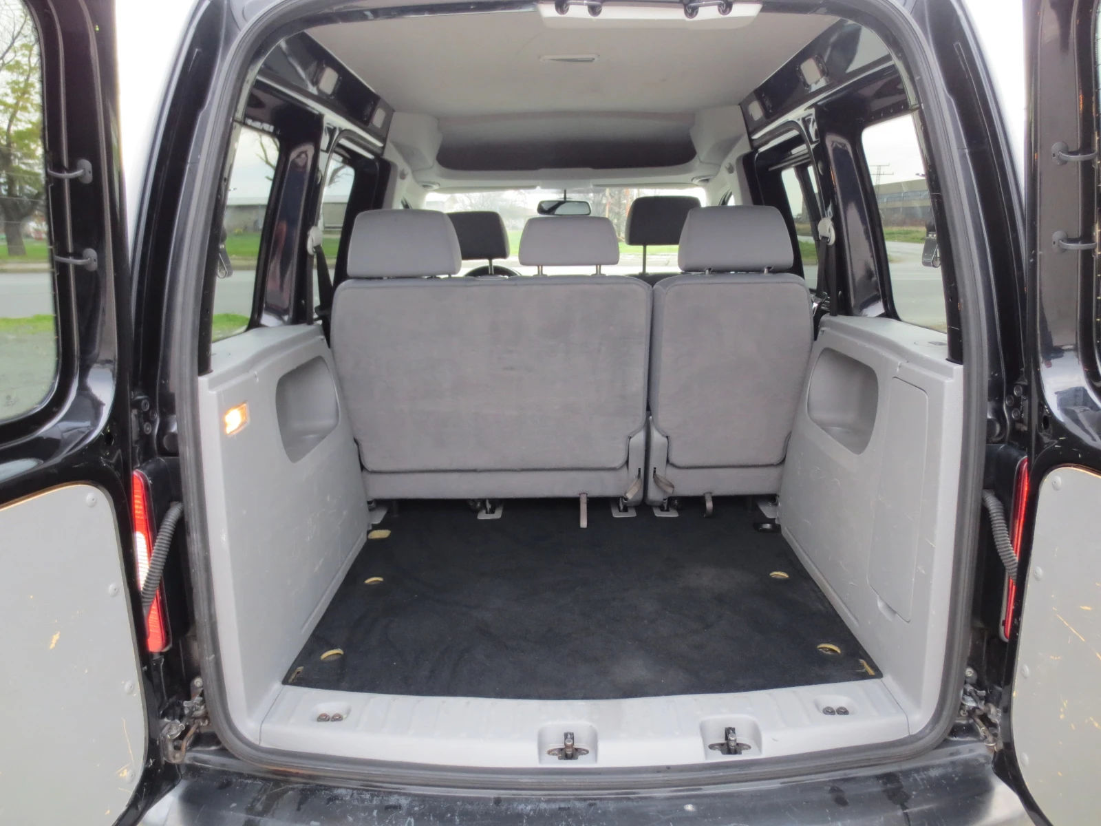 VW Caddy 2.0 i  | Mobile.bg   16