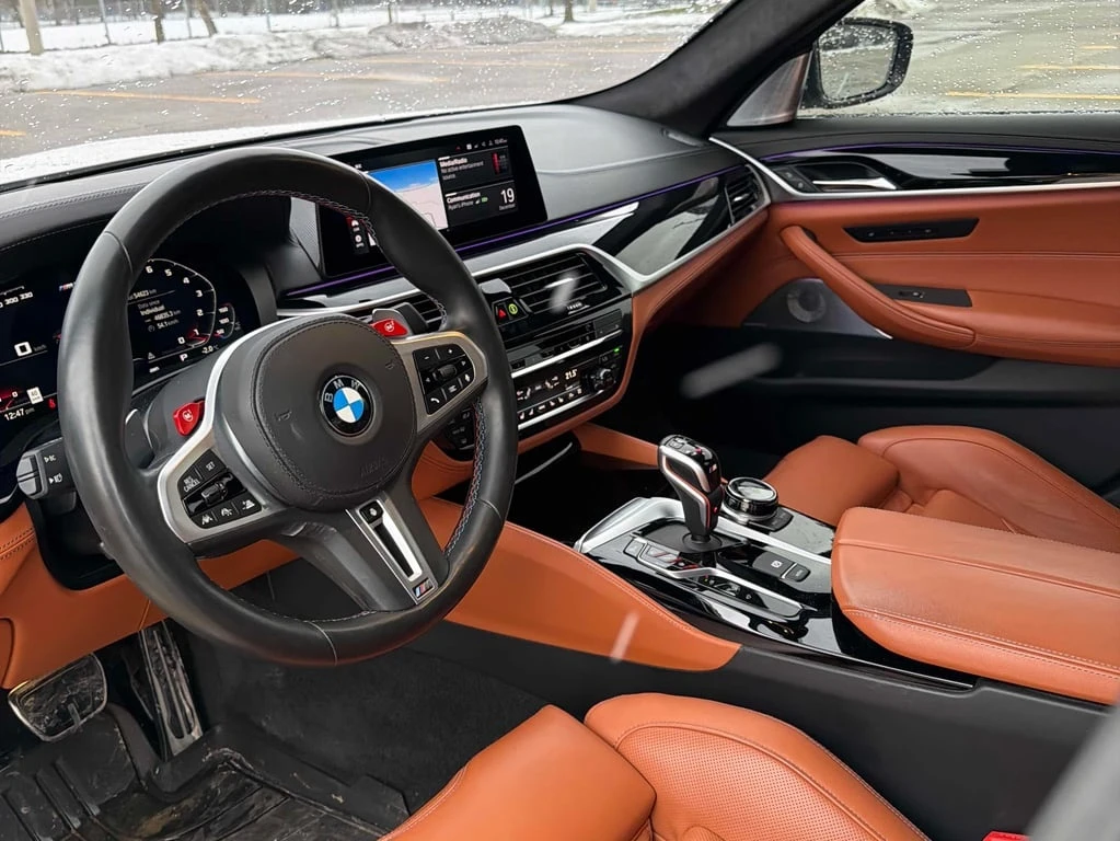 BMW M5 * Sedan * CARFAX * БЕЗ ПЪРВОНАЧАЛНА ВНОСКА - изображение 6