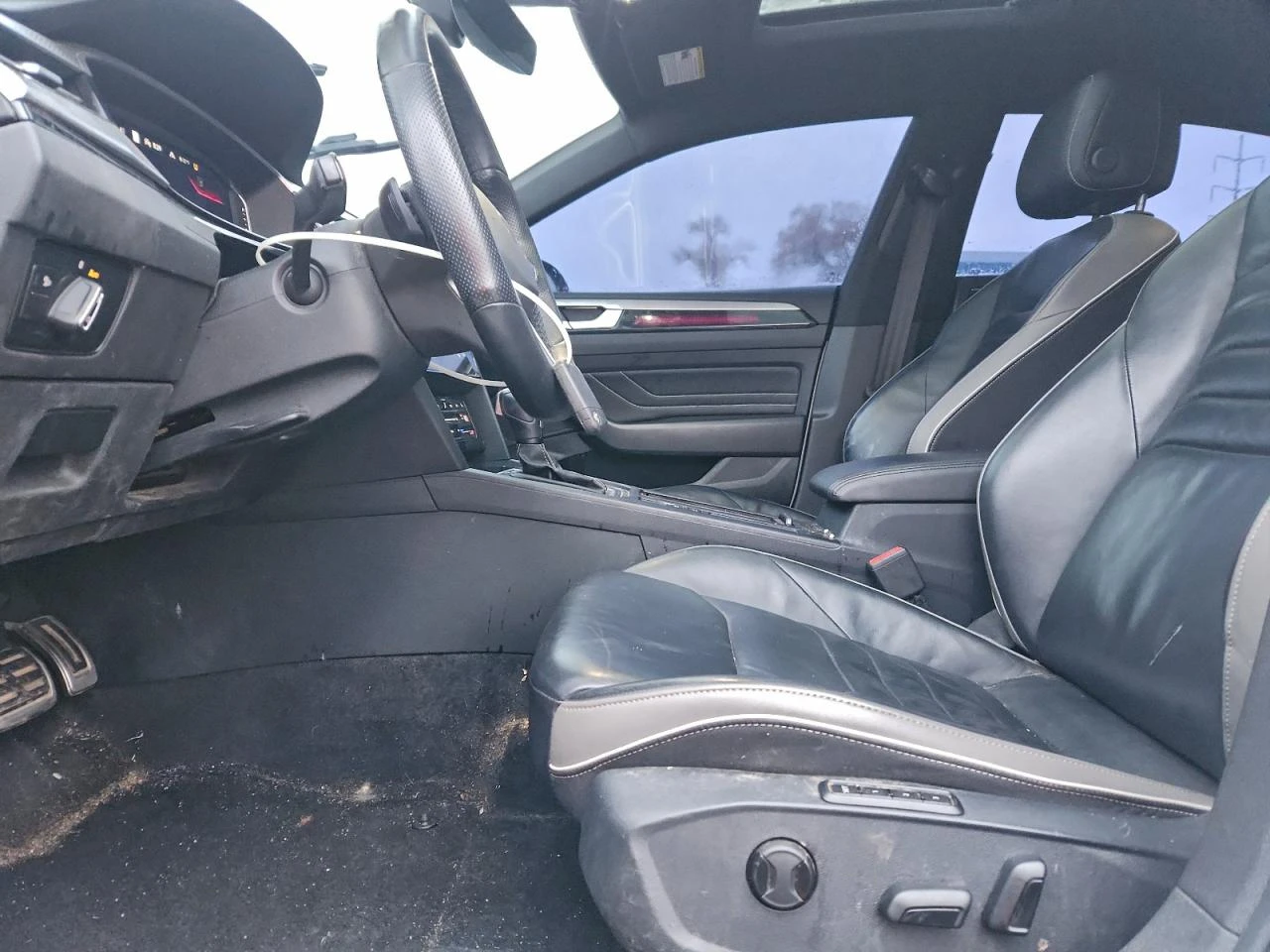 VW Arteon SEL R-Line 4MOTION - изображение 7