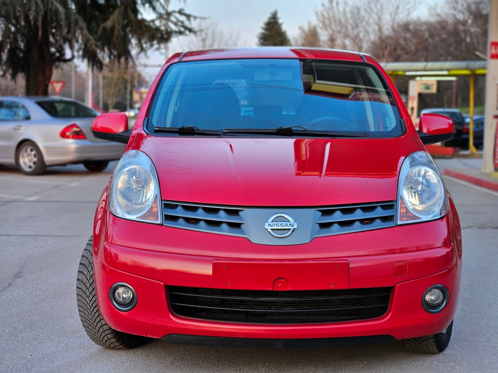 Nissan Note 1.4, 88к.с., 162х.км.!, снимка 2 - Автомобили и джипове - 53978852