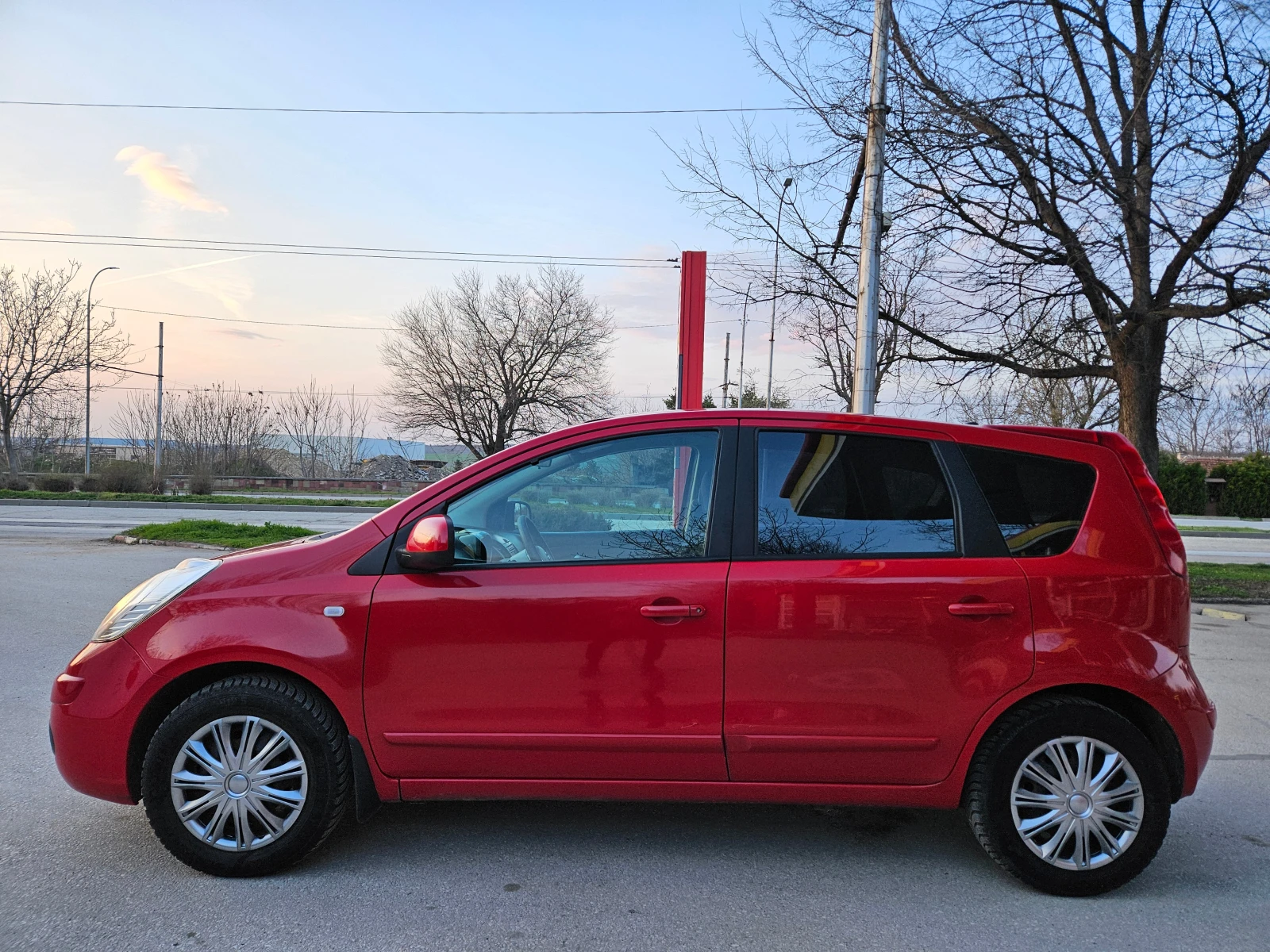 Nissan Note 1.4, 88к.с., 162х.км.!, снимка 8 - Автомобили и джипове - 53978852