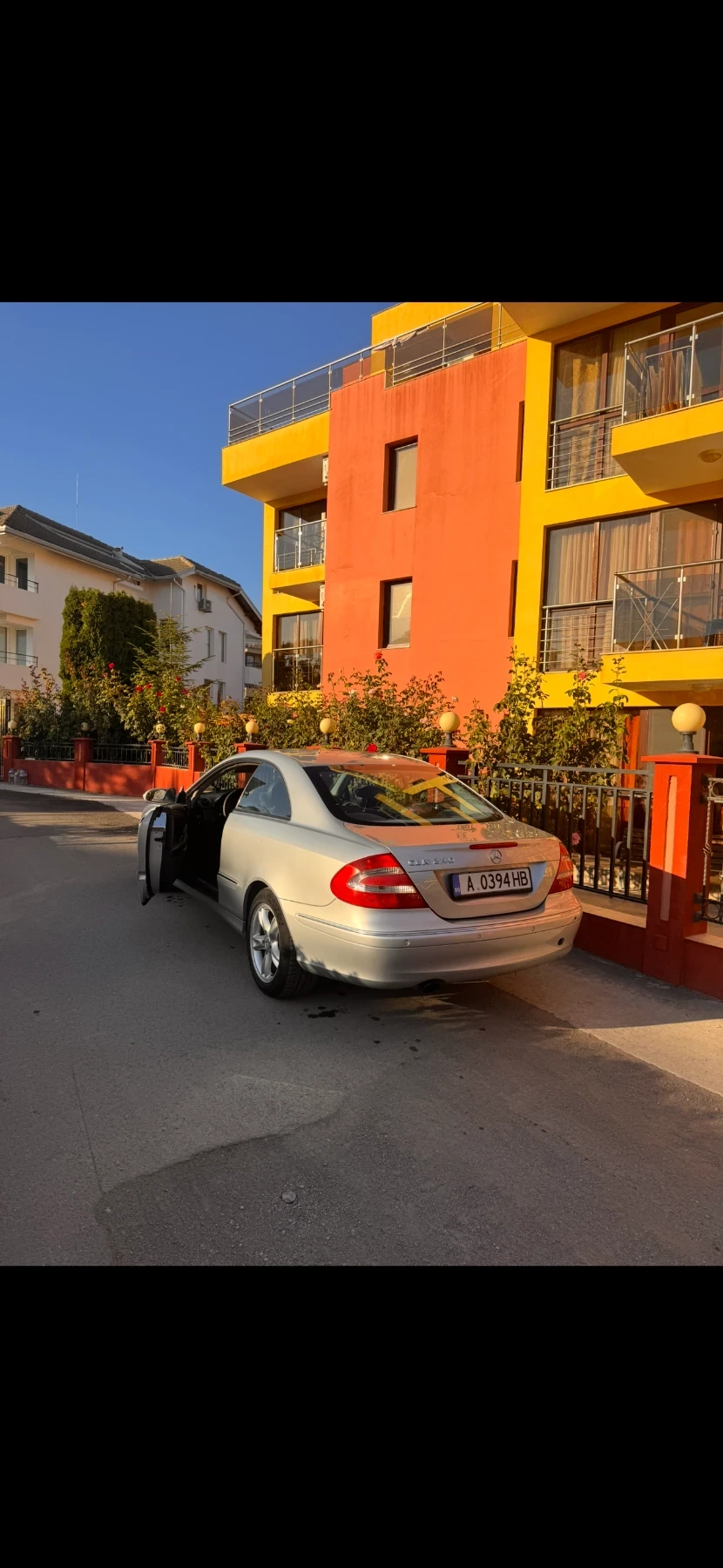 Mercedes-Benz CLK, снимка 3 - Автомобили и джипове - 54123834