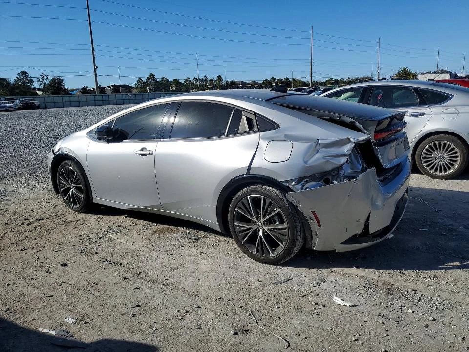 Toyota Prius 2.0L 4 Front Wheel Drive | Mobile.bg � ����������� 3