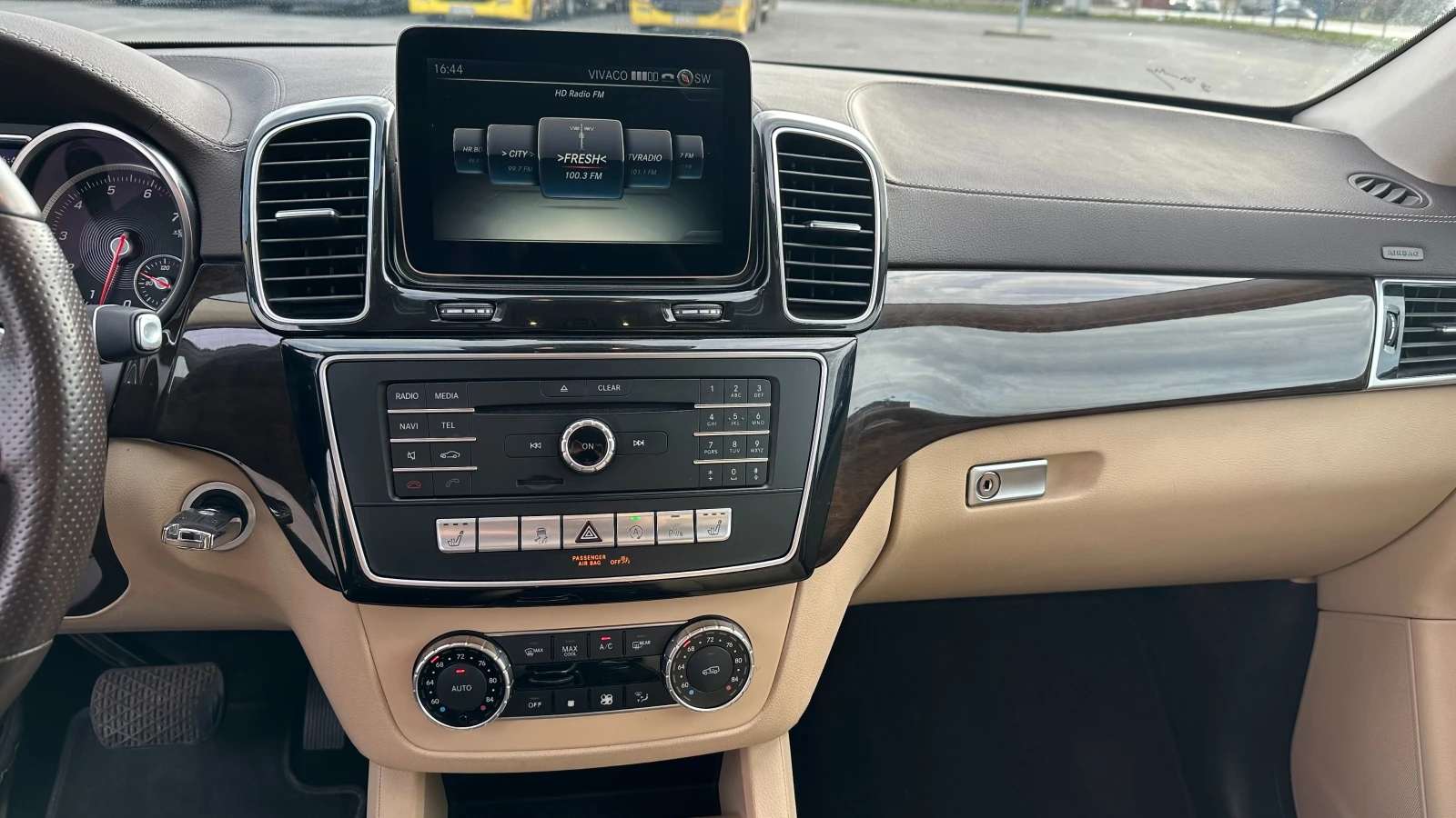 Mercedes-Benz GLS 450, снимка 9 - Автомобили и джипове - 54824164