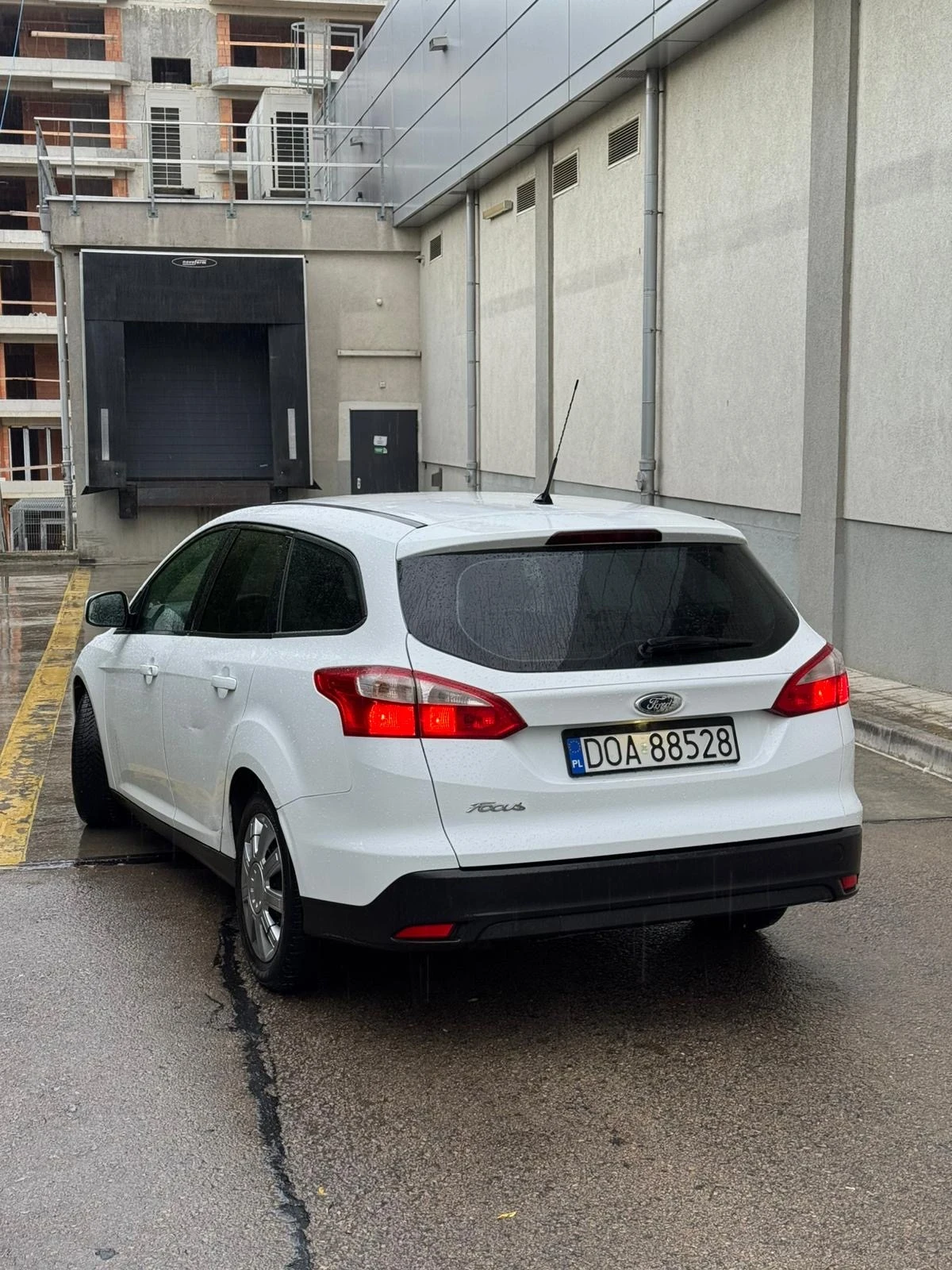 Ford Focus Ford Focus 1.6 TDCi, снимка 6 - Автомобили и джипове - 54895804
