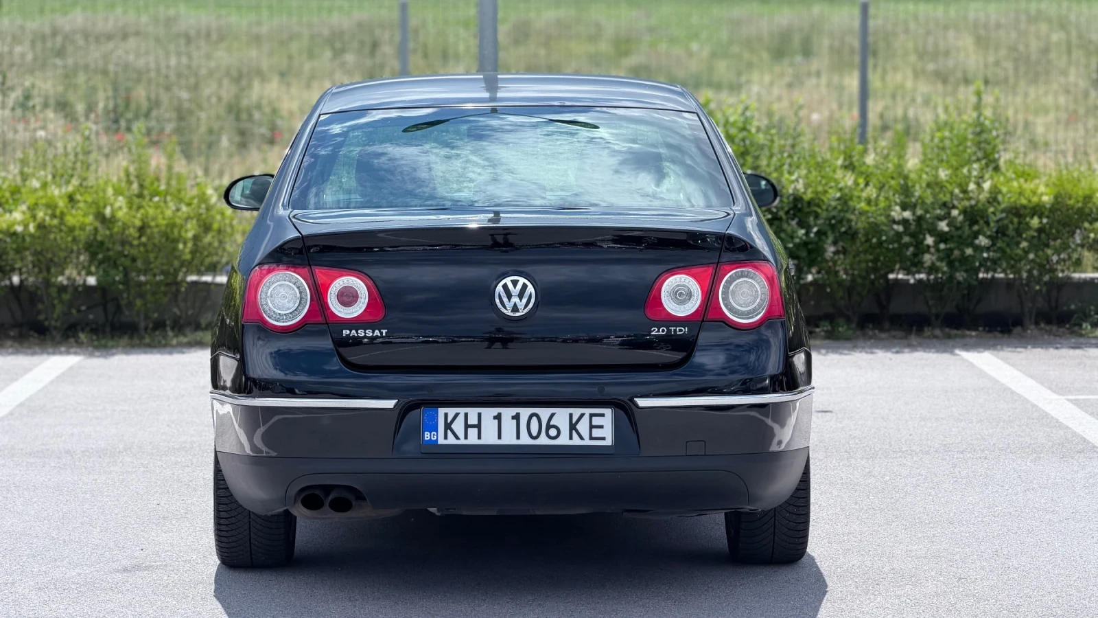 VW Passat 2.0TDI * ОБСЛУЖЕН* РЕГИСТРИРАН* ЛИЗИНГ* , снимка 5 - Автомобили и джипове - 54965021
