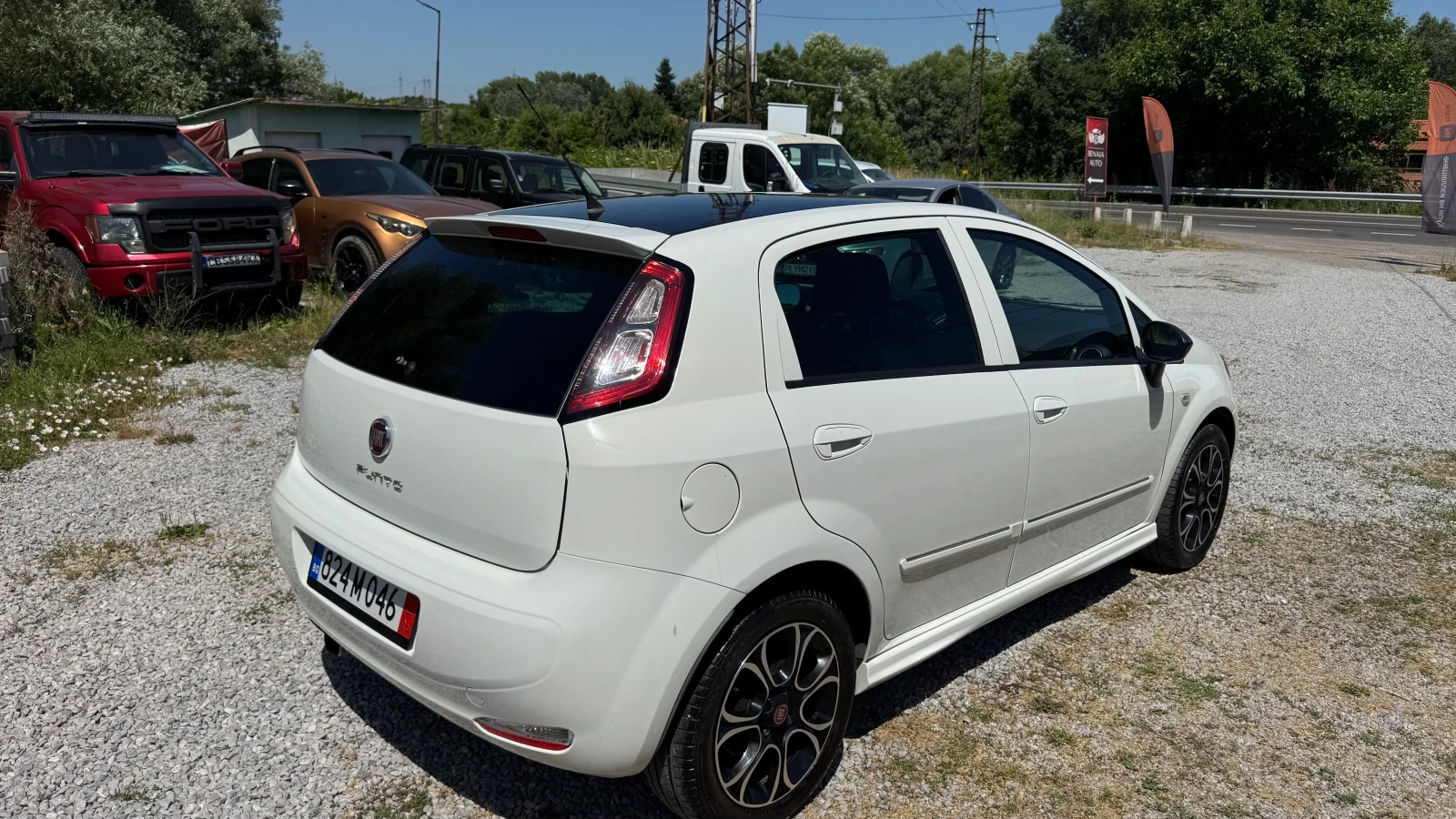 Fiat Punto 1.4 sport Grande punto , снимка 5 - Автомобили и джипове - 55099519