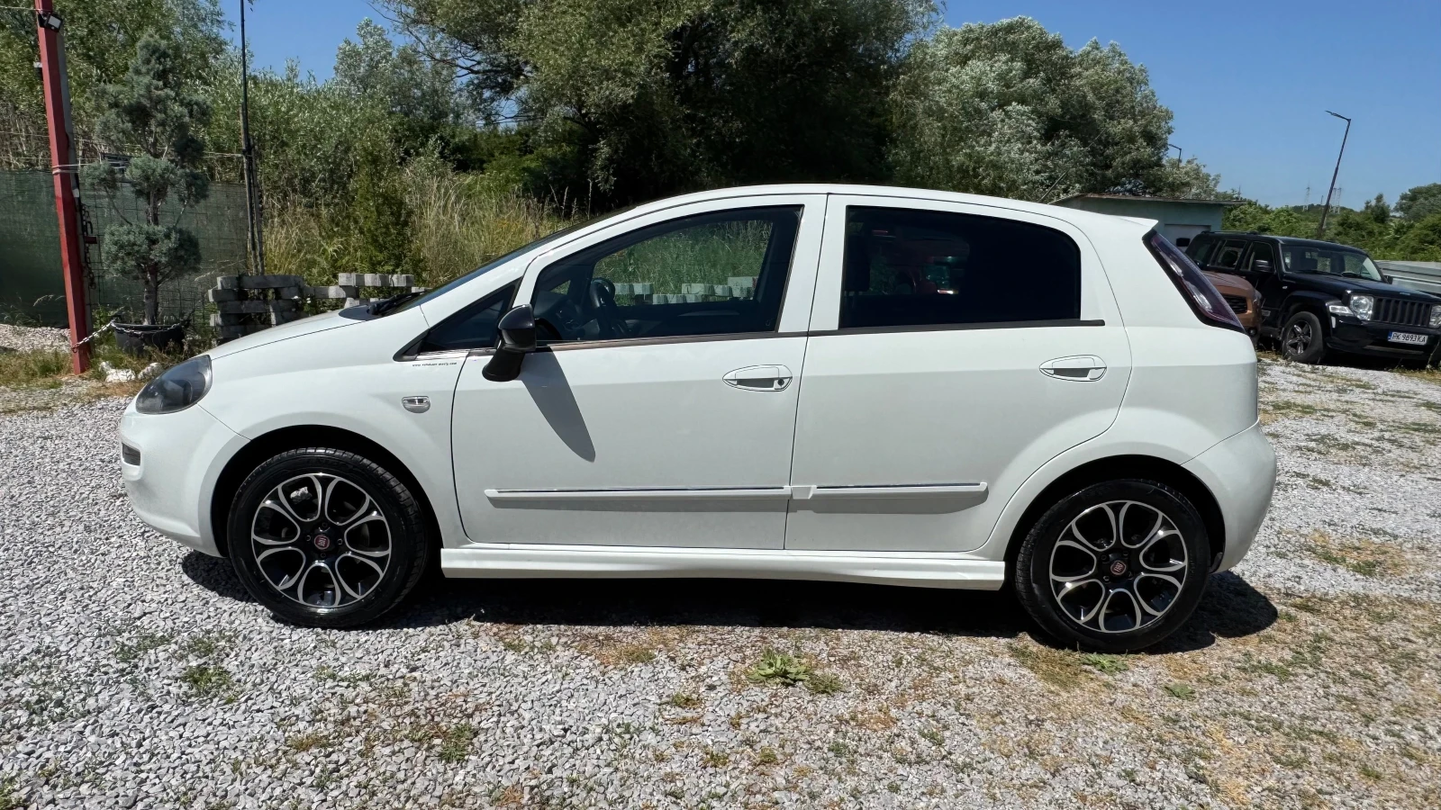 Fiat Punto 1.4 sport Grande punto , снимка 7 - Автомобили и джипове - 55099519